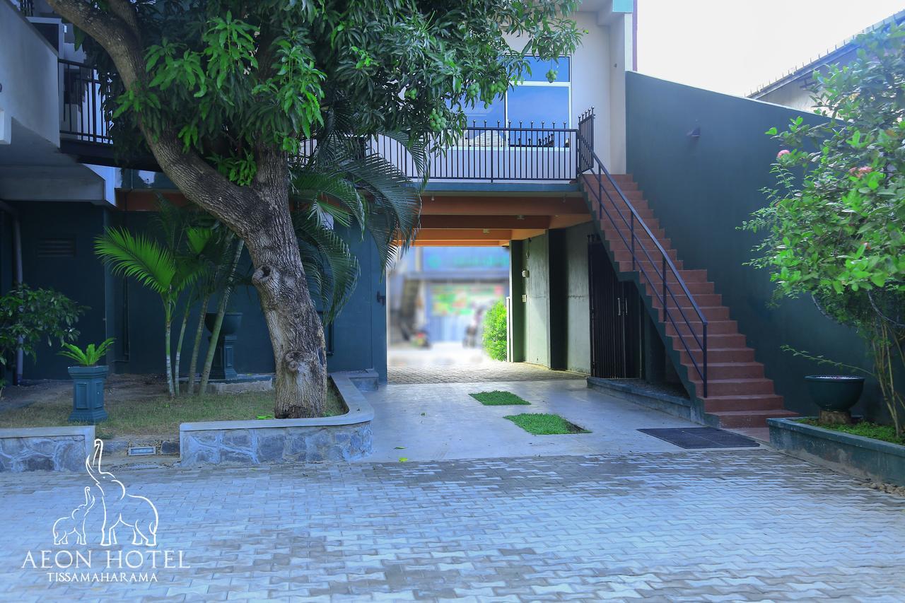 Aeon Hotel Tissamaharama Exterior foto